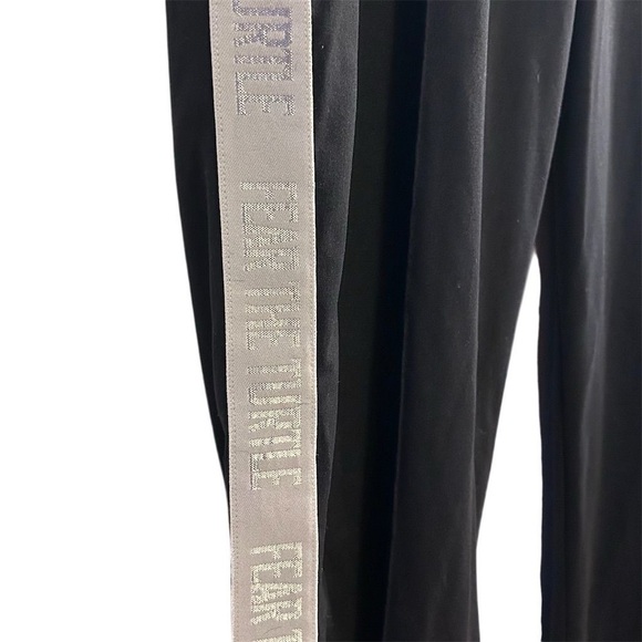 Under Armour University of Maryland Black Track Pants Medium Athletic Casual - Picture 2 of 9